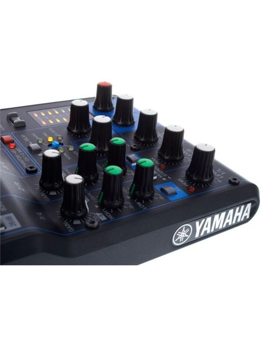MESA DE MEZCLAS YAMAHA MG06X