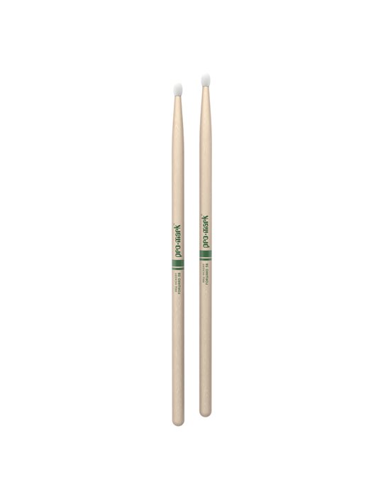 Baquetas ProMark Classic Forward 5B Raw, Nogal americano con punta ovalada de nailon