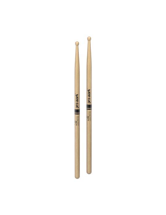 Baqueta de nogal americano con punta de madera 707 de ProMark, diseñada por Simon Phillips.