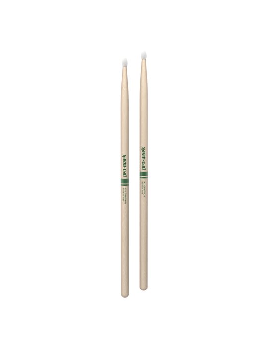 Baquetas ProMark Classic Forward 747 Raw, Nogal americano con punta ovalada de nailon