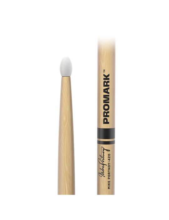 Baqueta de nogal americano con punta de nailon 420 de ProMark, diseñada por Mike Portnoy.