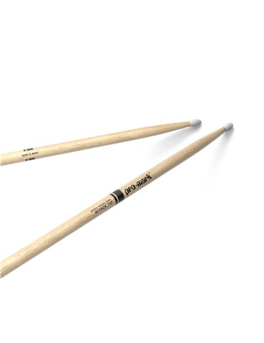 Baquetas ProMark Classic Attack 727, Roble Shira Kashi con punta ovalada de nailon
