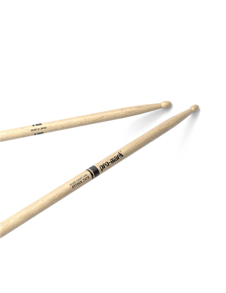 Baquetas ProMark Classic Attack 747B, Roble Shira Kashi con punta ovalada de madera