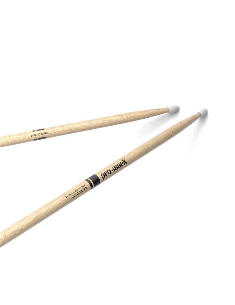 Baquetas ProMark Classic Attack 7A, Roble Shira Kashi con punta ovalada de nailon