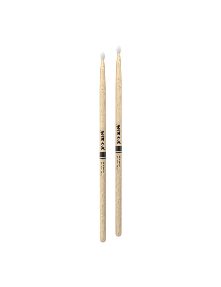 Baquetas ProMark Classic Attack 7A, Roble Shira Kashi con punta ovalada de nailon