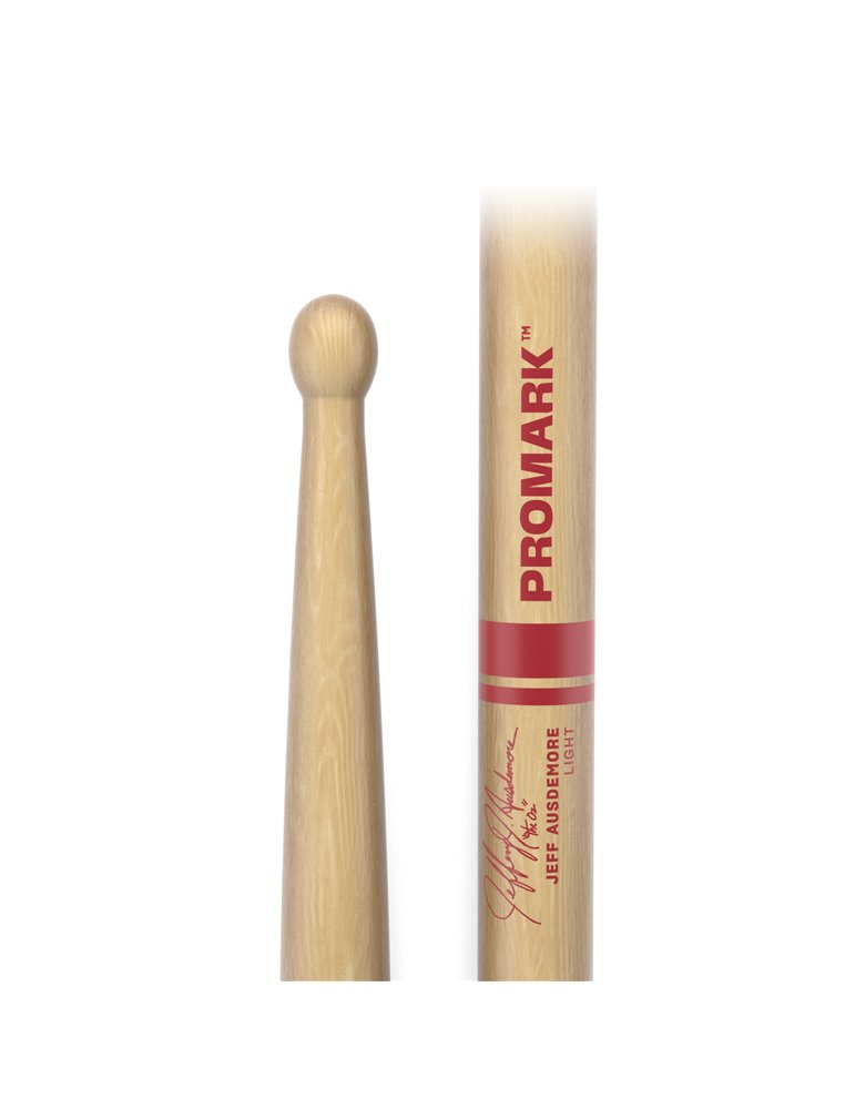Baqueta de nogal americano con punta de madera DC18i de ProMark, diseñada por Jeff Ausdemore.