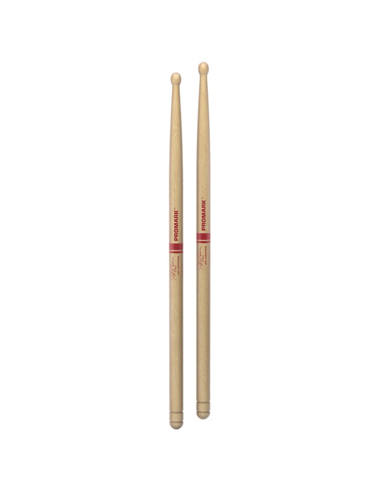 Baqueta de nogal americano con punta de madera DC18i de ProMark, diseñada por Jeff Ausdemore.