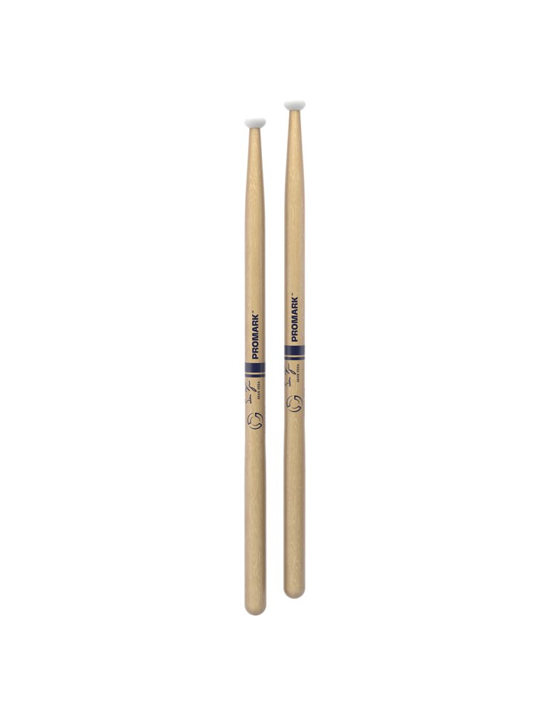 Maza tenor de nogal americano TS8 "System Blue" de ProMark, diseñada por Sean Vega.