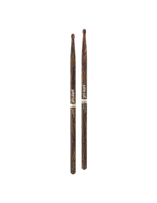 Baquetas ProMark Classic Forward 2B FireGrain, Nogal americano con punta ovalada de madera