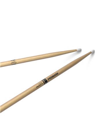 Baquetas ProMark Rebound 7A. Nogal americano con punta de nailon