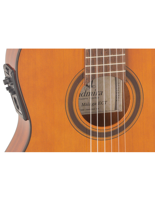 GUITARRA CLÁSICA ADMIRA MÁLAGA ELECTRIFICADA CUTAWAY CUERPO ESTRECHO FISHMAN SERIE CONSERVATORIO