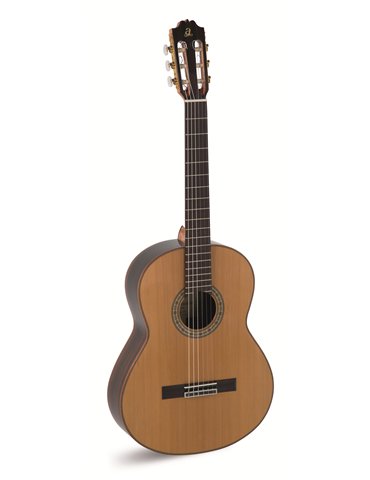 GUITARRA CLÁSICA ADMIRA A10 SERIE ARTESANÍA