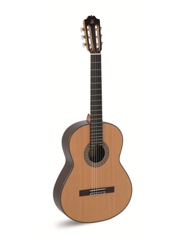 GUITARRA CLÁSICA ADMIRA A20 SERIE ARTESANÍA