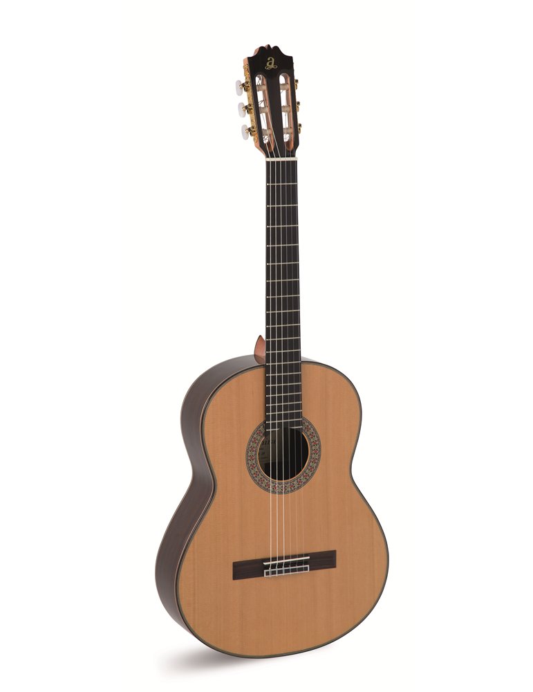 GUITARRA CLÁSICA ADMIRA A20 SERIE ARTESANÍA