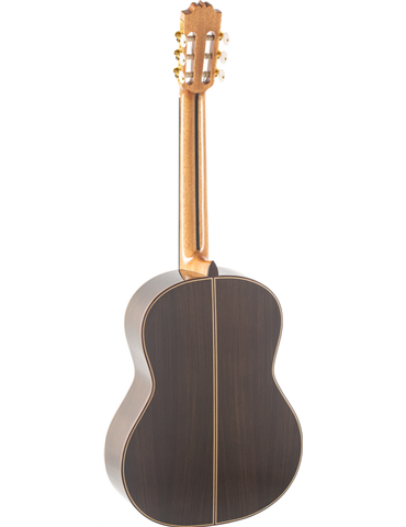 GUITARRA CLÁSICA ADMIRA A15 ELECTRIFICADA CON FISHMAN SERIE ARTESANÍA 2