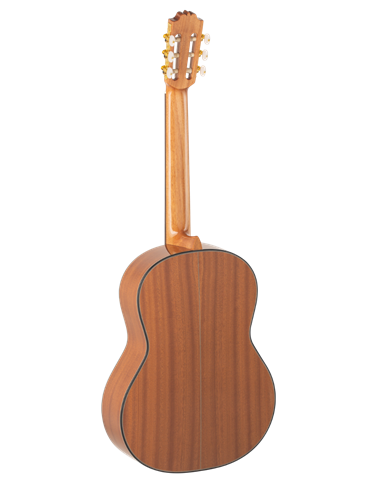 GUITARRA CLÁSICA ADMIRA A2 ELECTRIFICADA CON FISHMAN SERIE ARTESANÍA 2