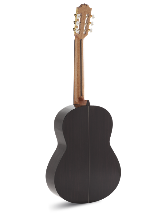 GUITARRA CLÁSICA ADMIRA A6 ELECTRIFICADA CON FISHMAN SERIE ARTESANÍA