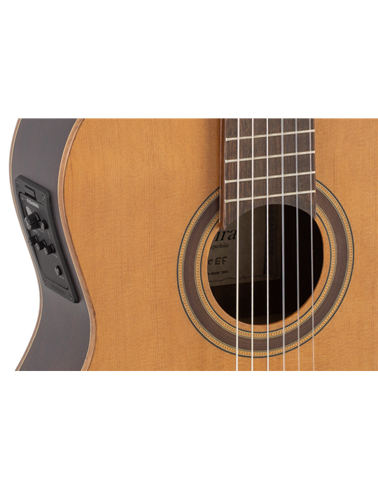 GUITARRA CLÁSICA ADMIRA IRENE ELECTRIFICADA FISHMAN SERIE CONSERVATORIO
