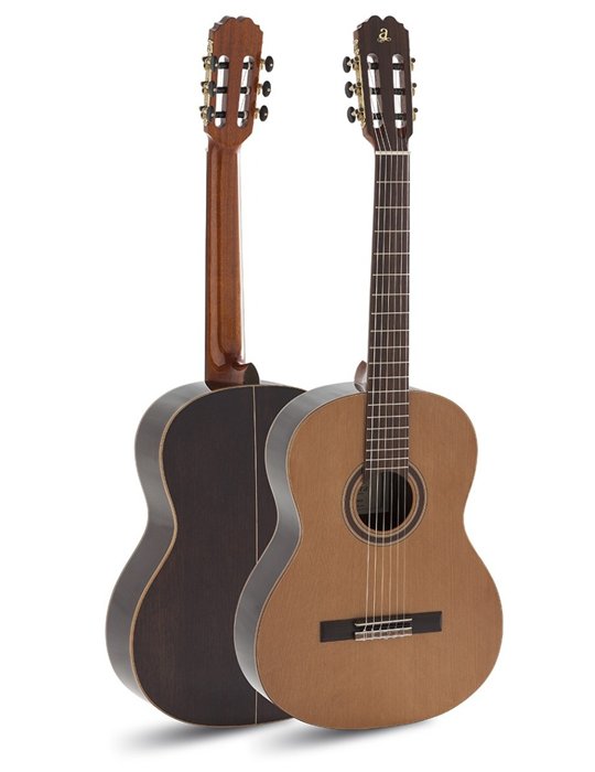 GUITARRA CLÁSICA ADMIRA VIRTUOSO ELECTRIFICADA FISHMAN SERIE CONSERVATORIO