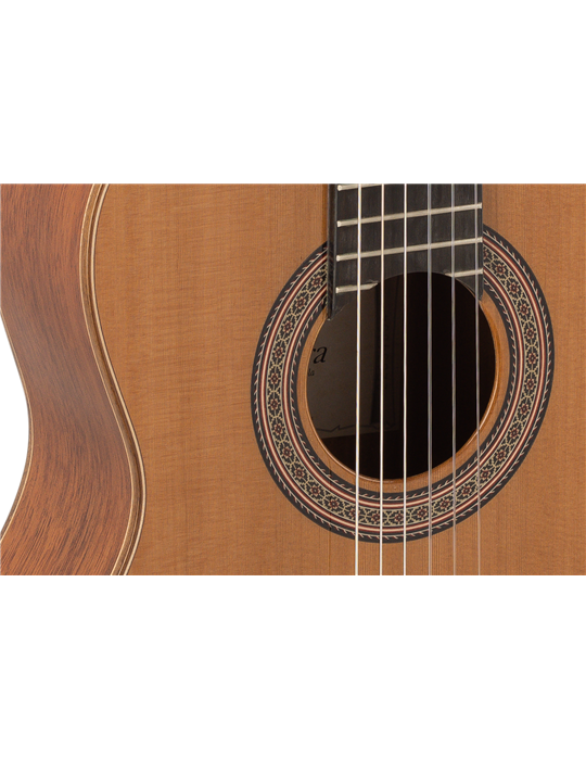 GUITARRA CLÁSICA ADMIRA A40 SERIE ARTESANÍA