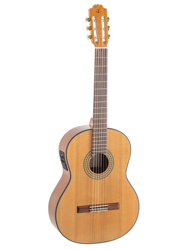 GUITARRA CLÁSICA ADMIRA A1 ELECTRIFICADA FISHMAN SERIE ARTESANÍA
