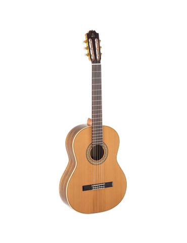 GUITARRA CLÁSICA ADMIRA A8 ELECTRIFICADA CON FISHMAN SERIE ARTESANÍA