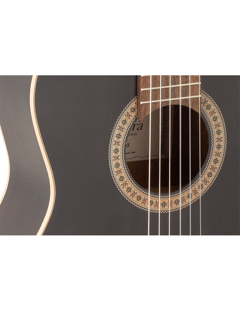 GUITARRA CLÁSICA ADMIRA LUNA SERIE ESTUDIO CUTAWAY ELECTRIFICADA FISHMAN