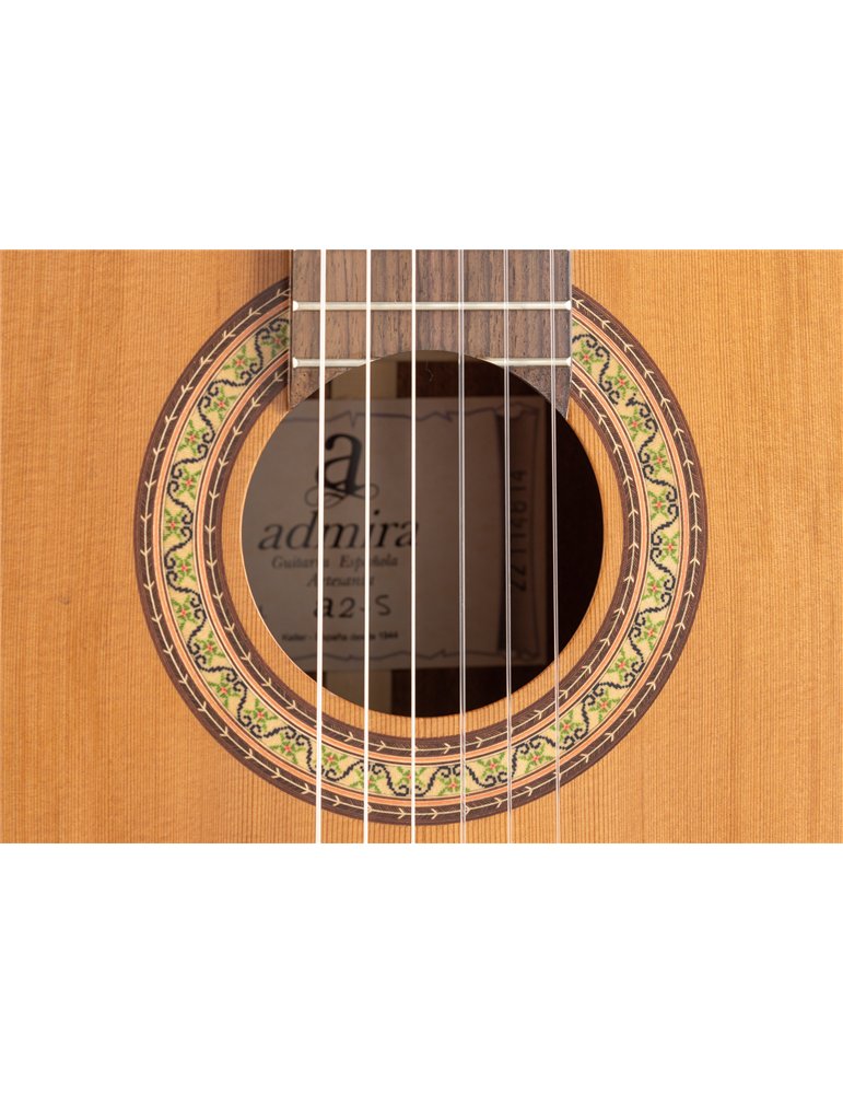 GUITARRA CLÁSICA ADMIRA A2 SERIE ARTESANÍA SATINADA