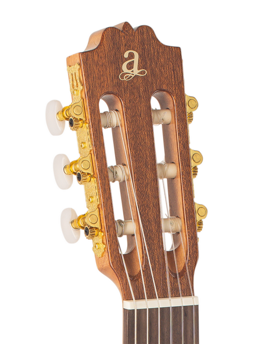 GUITARRA CLÁSICA ADMIRA A2 SERIE ARTESANÍA SATINADA