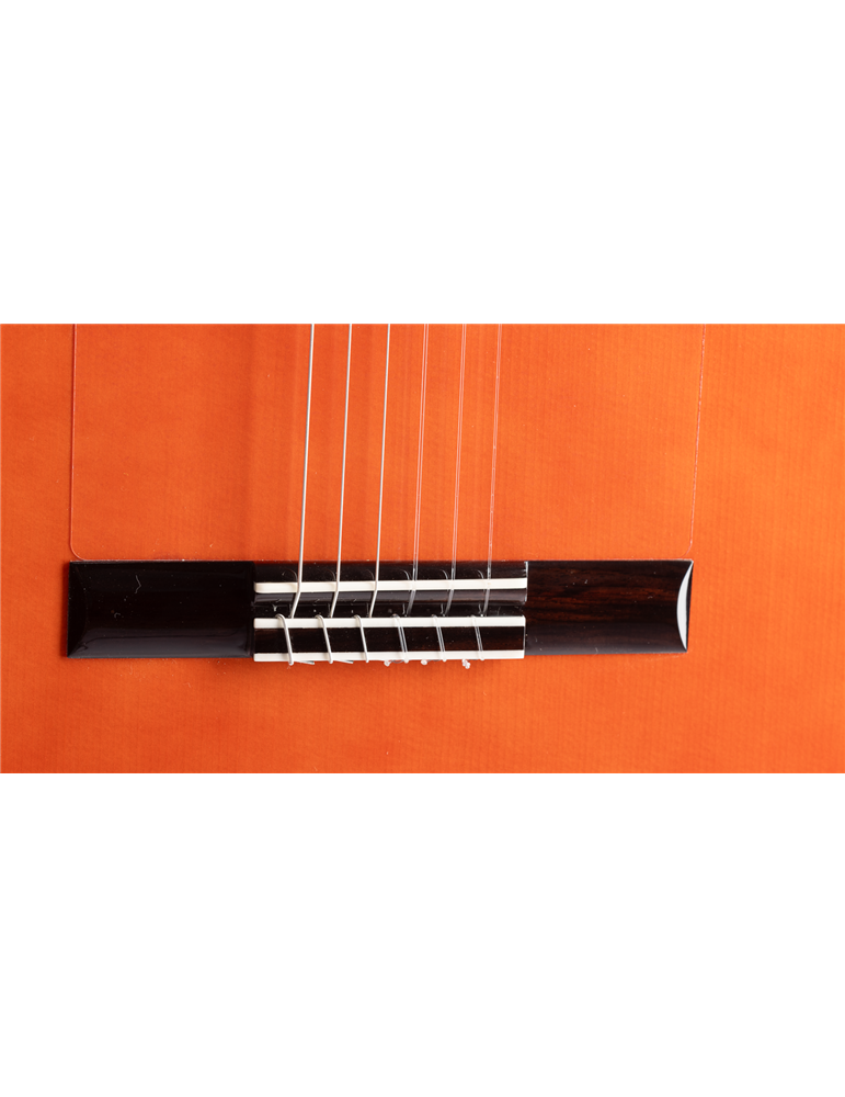 GUITARRA ADMIRA ALEGRÍA SERIE FLAMENCO CUTAWAY FISHMAN
