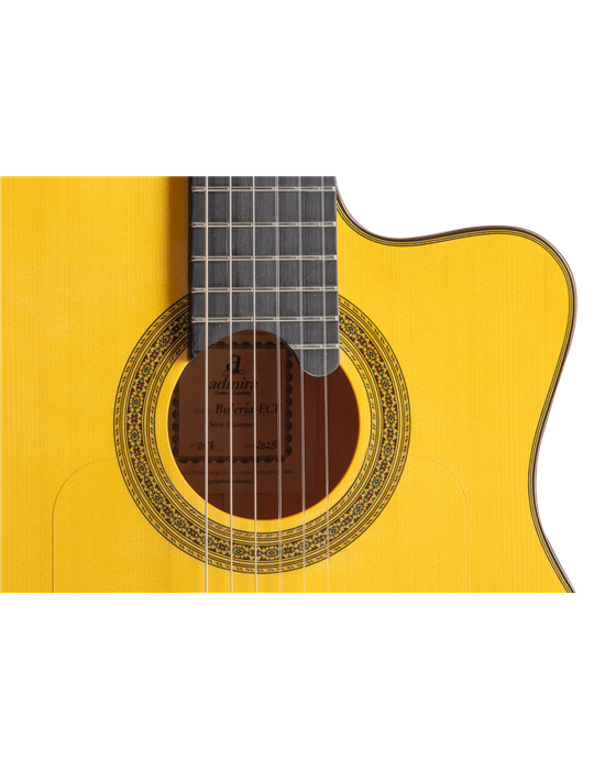 GUITARRA ADMIRA BULERÍA SERIE FLAMENCO CUTAWAY FISHMAN