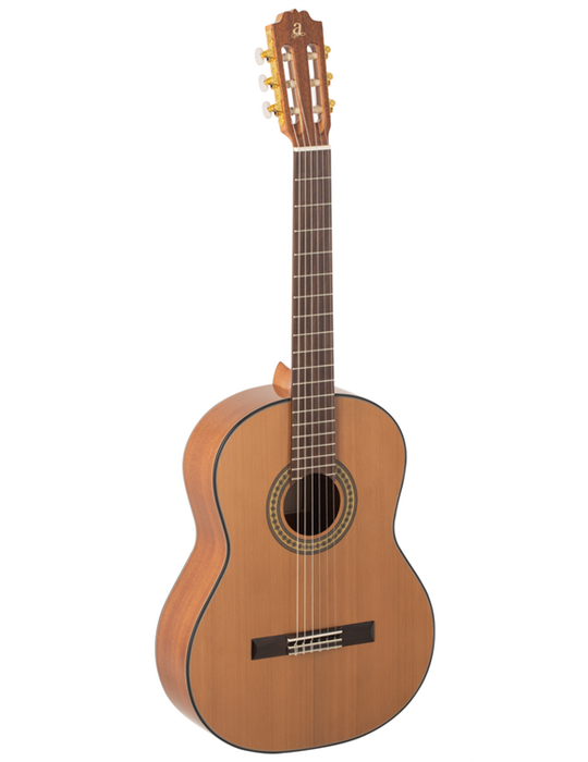 GUITARRA CLÁSICA ADMIRA A1 SERIE ARTESANÍA SATINADA