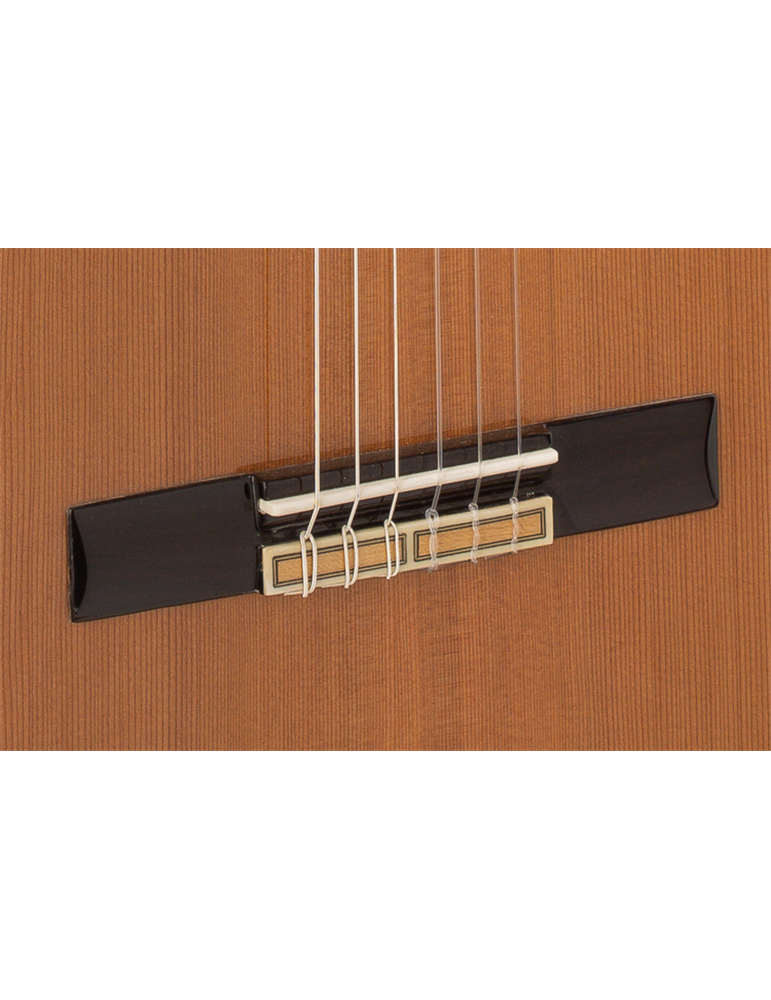 GUITARRA CLÁSICA ADMIRA A50 SERIE ARTESANÍA