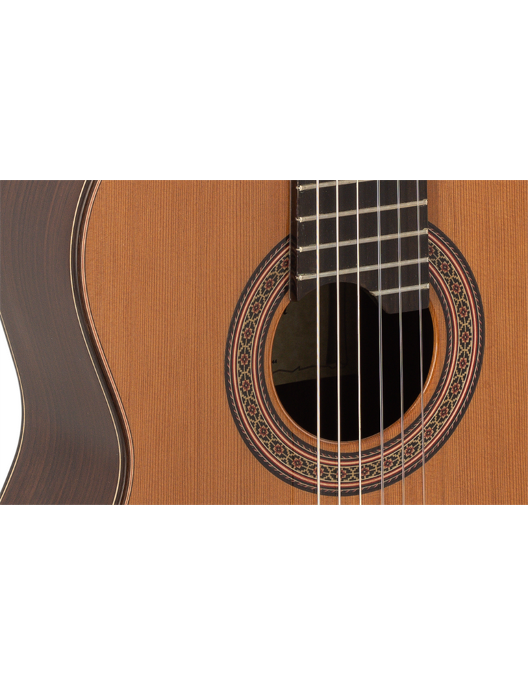 GUITARRA CLÁSICA ADMIRA A50 SERIE ARTESANÍA