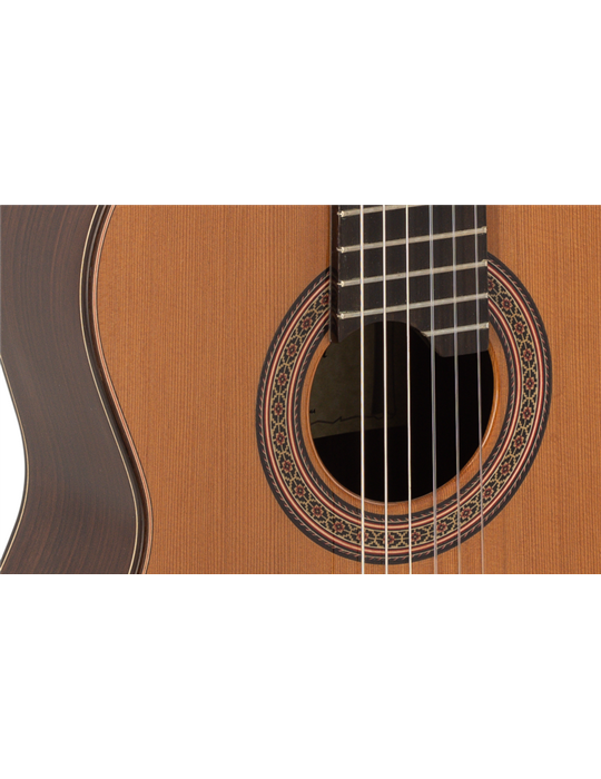 GUITARRA CLÁSICA ADMIRA A50 SERIE ARTESANÍA