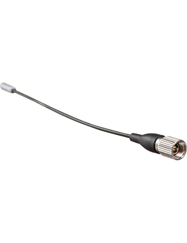 UA703