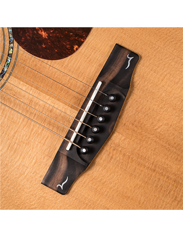 GOLD-D6 NAT W/CASE 2