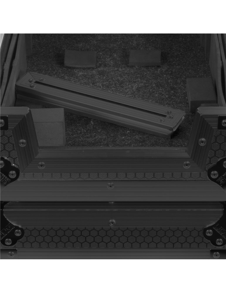 U91087BL - ULTIMATE FLIGHT CASE PIONEER OPUS-QUAD BLACK PLUS (L&W)