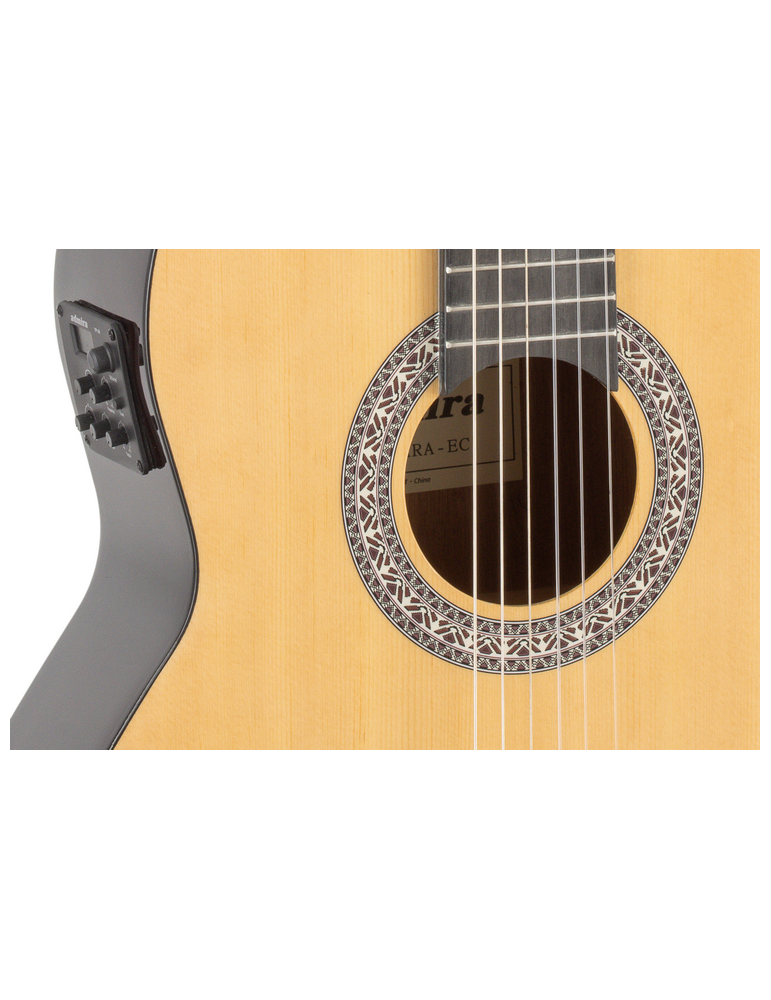 GUITARRA CLASICA ADMIRA SARA 4/4 ELECTRIFICADA CON CUTAWAY SERIE INICIACIÓN BRILLO