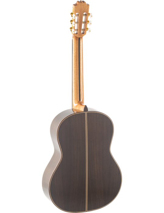 GUITARRA CLÁSICA ADMIRA A15 ELECTRIFICADA CON FISHMAN SERIE ARTESANÍA