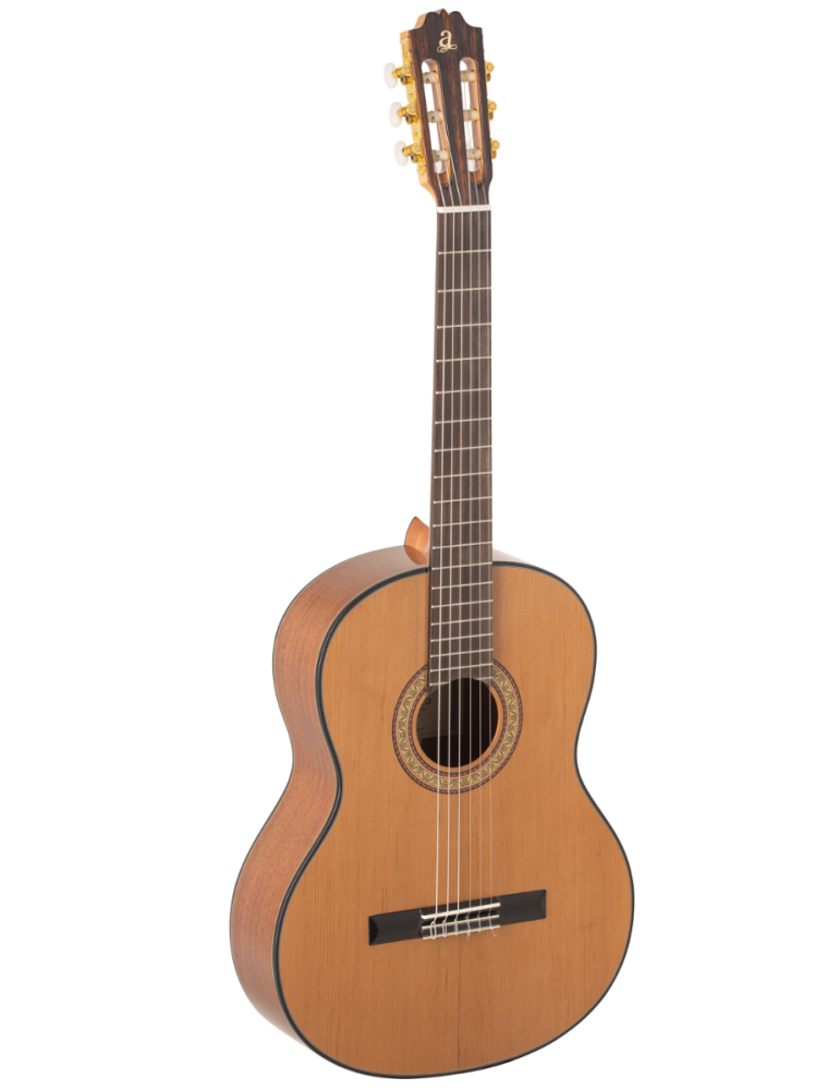 GUITARRA CLÁSICA ADMIRA A2 SERIE ARTESANÍA