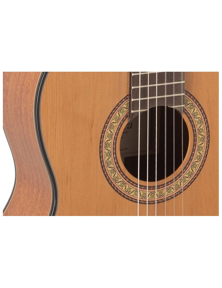 GUITARRA CLÁSICA ADMIRA A2 SERIE ARTESANÍA