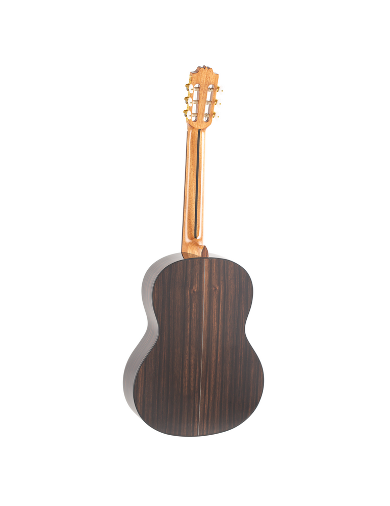 GUITARRA CLÁSICA ADMIRA A4 ELECTRIFICADA CON FISHMAN SERIE ARTESANÍA