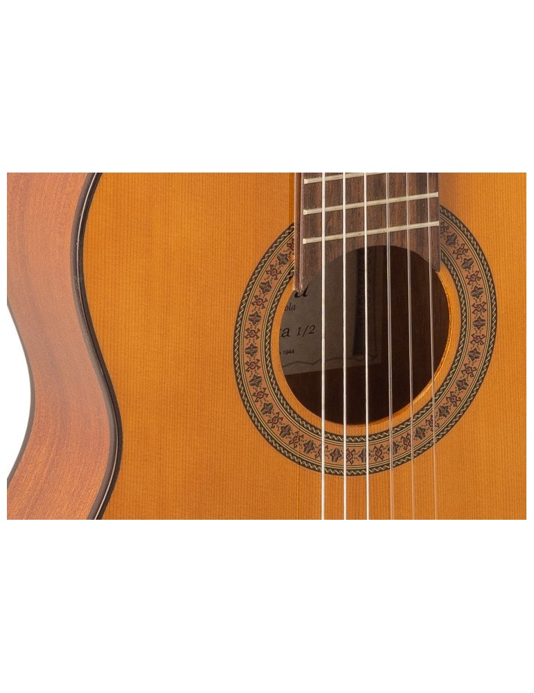 GUITARRA CLÁSICA ADMIRA JUANITA 1/2 SERIE ESTUDIO