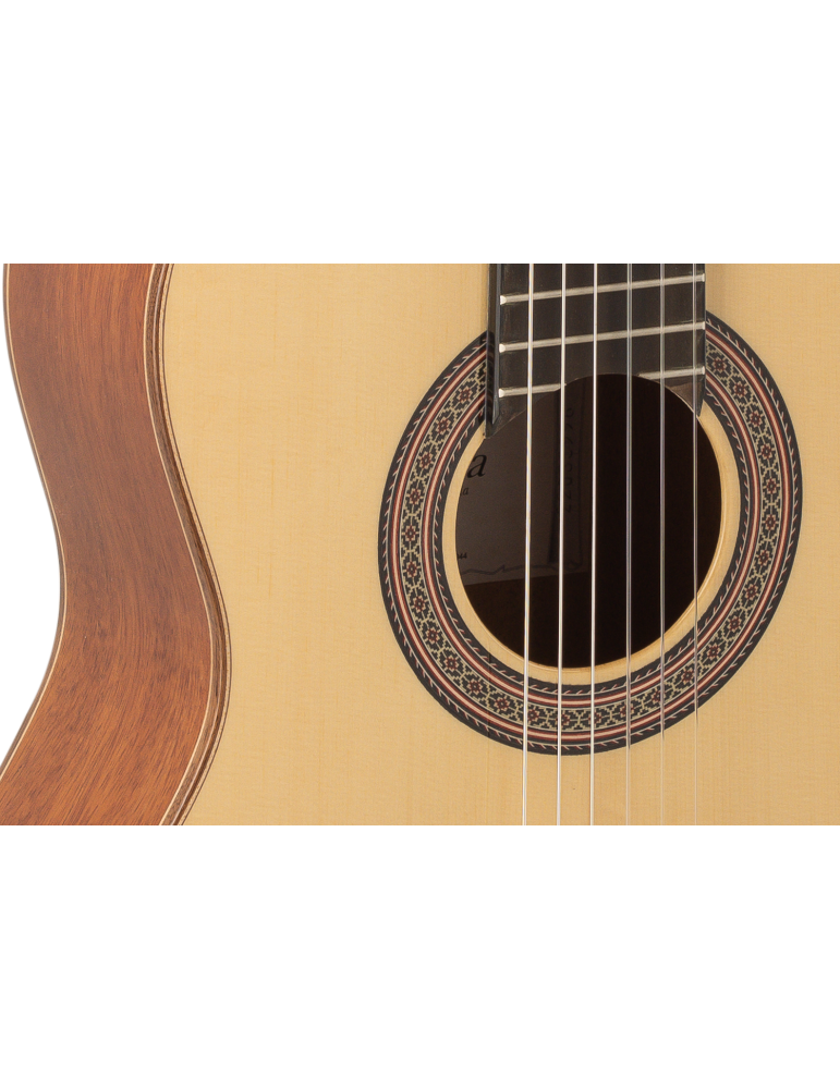 GUITARRA CLÁSICA ADMIRA A45 SERIE ARTESANÍA
