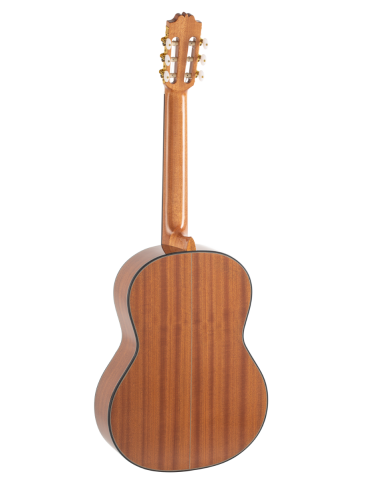 GUITARRA CLÁSICA ADMIRA A1 ELECTRIFICADA FISHMAN SERIE ARTESANÍA 2