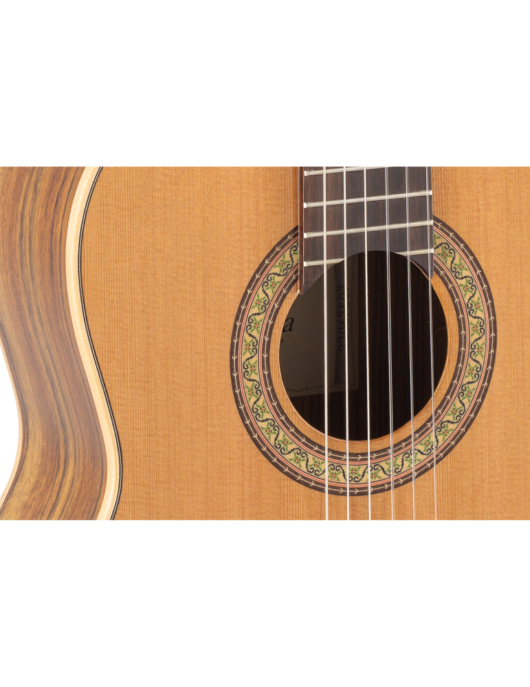 GUITARRA CLÁSICA ADMIRA A8 SERIE ARTESANÍA