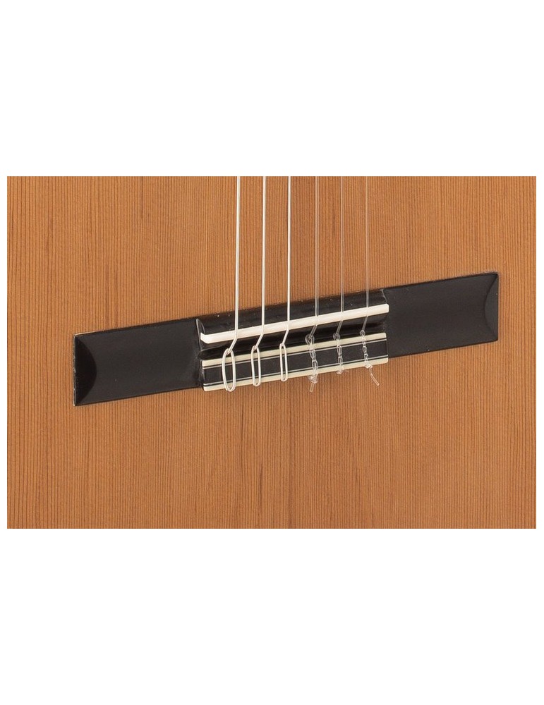 GUITARRA CLÁSICA ADMIRA A2 SERIE ARTESANÍA SATINADA