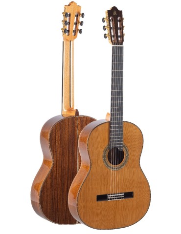 GUITARRA ADMIRA CARMEN SERIE FLAMENCO CUTAWAY ELECTRIFICADA FISHMAN