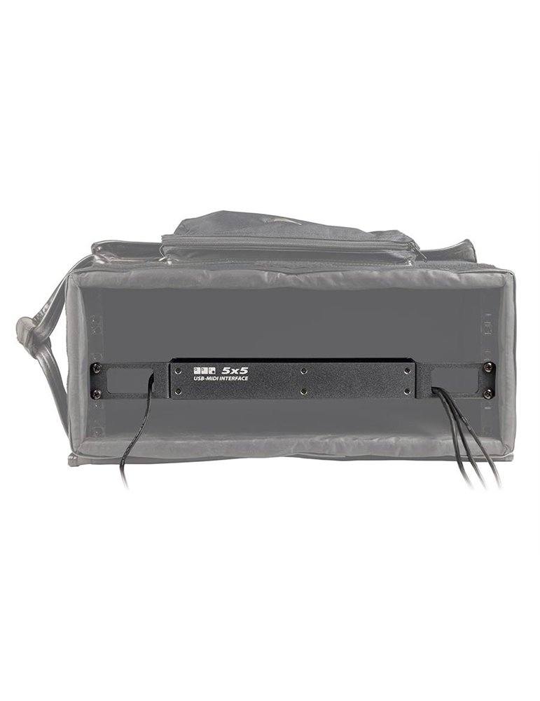 Interfaz midi USB Crumar con 5 In/Out